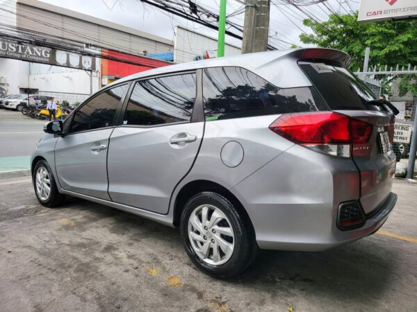 2020 Acquired  Honda Mobilio1.5 V A/T - Image 4