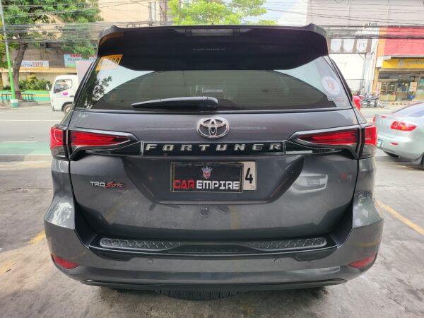 2018 Toyota Fortuner 2.4 G Diesel A/T - Image 5