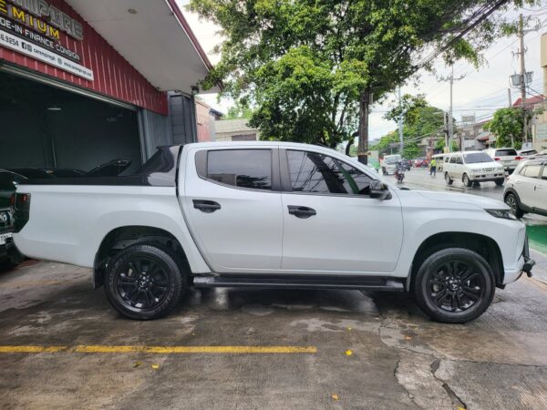 2022 Mitsubishi Strada 2.5 Athlete 20K KM A/T - Image 7
