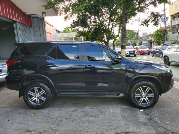 2018 Toyota Fortuner 2.4 G Diesel A/T - Image 7
