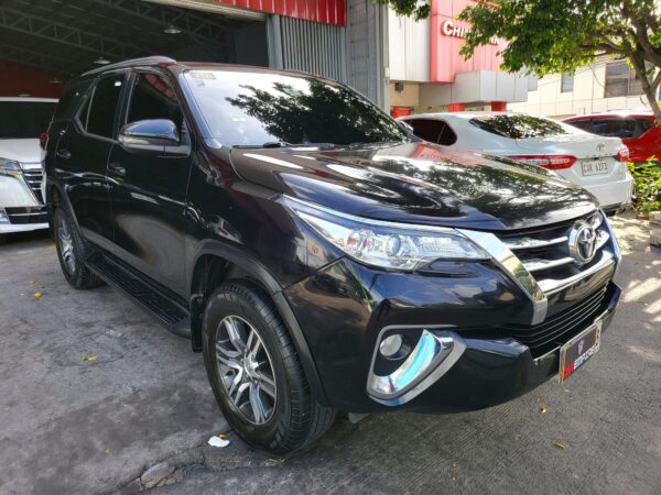 2018 Toyota Fortuner 2.4 G Diesel A/T - Image 8