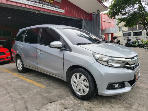 2020 Acquired  Honda Mobilio1.5 V A/T - Image 8