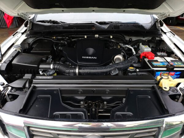2019 Nissan Navara 2.5 EL A/T - Image 9