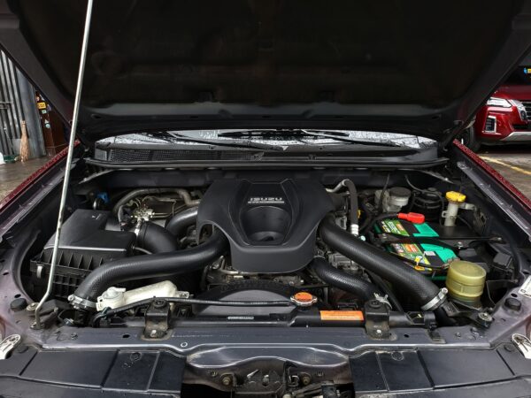 2017 Isuzu Mu-x 2.5 LS-A A/T - Image 9