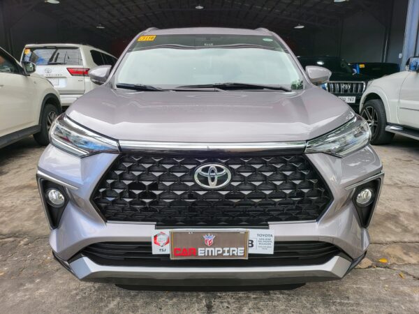 2026 Toyota Veloz 1.5 E 200 KM Only almost brand new A/T - Image 2