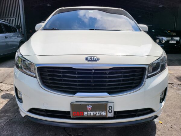 2016 Kia Grand Carnival 2.2 EX A/T - Image 2