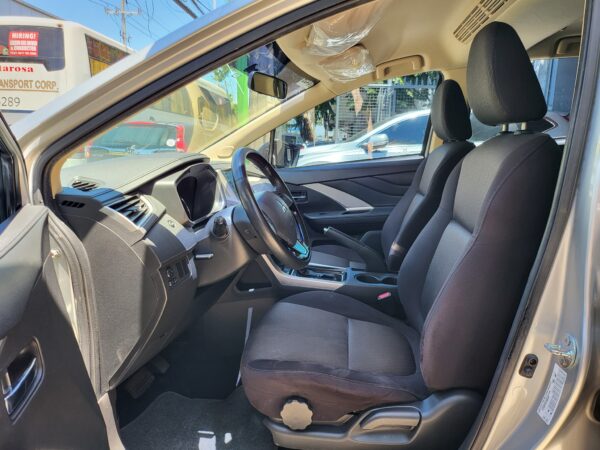 2019 Mitsubishi Xpander 1.5 GLS 30K KM A/T - Image 10