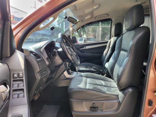 2016 Isuzu Mu-x 2.5 LS-A A/T - Image 10