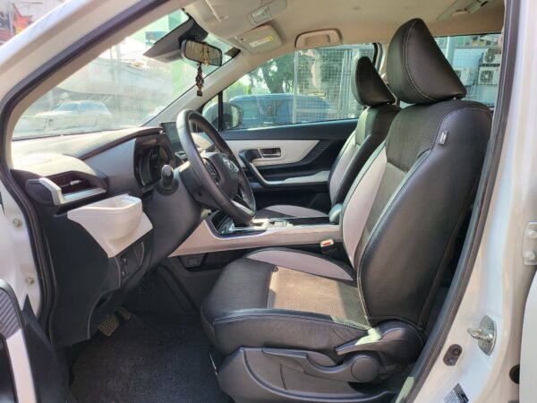 2023 Toyota Veloz 1.5 V A/T - Image 10