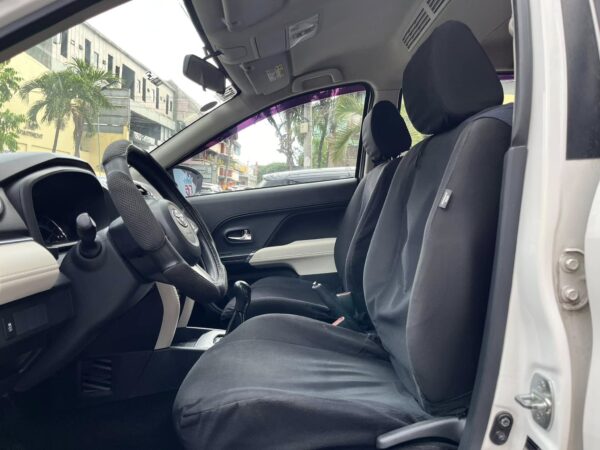2021 Toyota Rush 1.5 E 7 Seaters M/T - Image 10