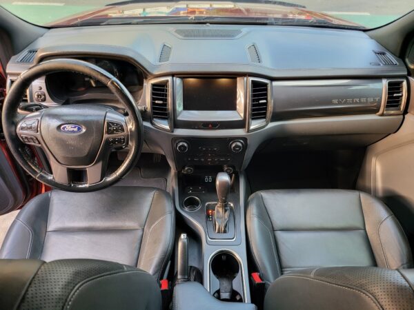 2018 Ford Everest 2.2 Titanium A/T - Image 11