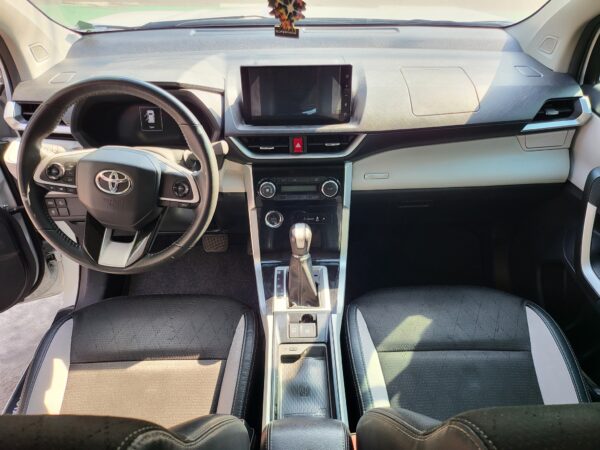 2023 Toyota Veloz 1.5 V A/T - Image 11