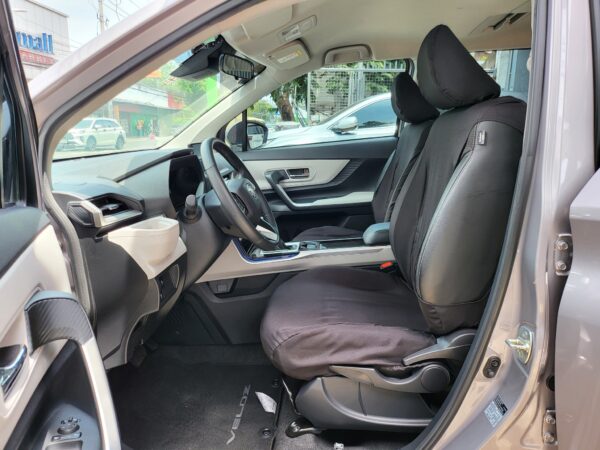 2024 Toyota Veloz 1.5 V 16k KM Casa Maintained A/T - Image 11