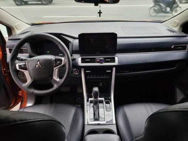 2025 Mitsubishi Xpander Cross 1.5 Save 250K From Brand New A/T - Image 11