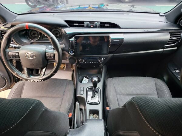 2020 Toyota Hilux 2.4 Conquest G A/T - Image 11