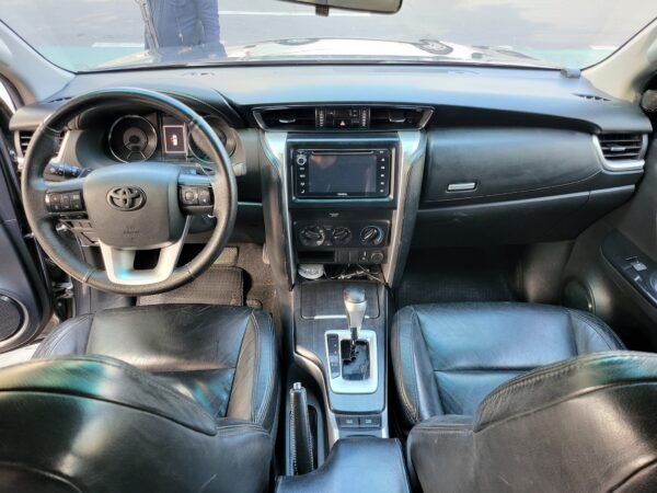 2016 Toyota Fortuner 2.4 G Diesel A/T - Image 11