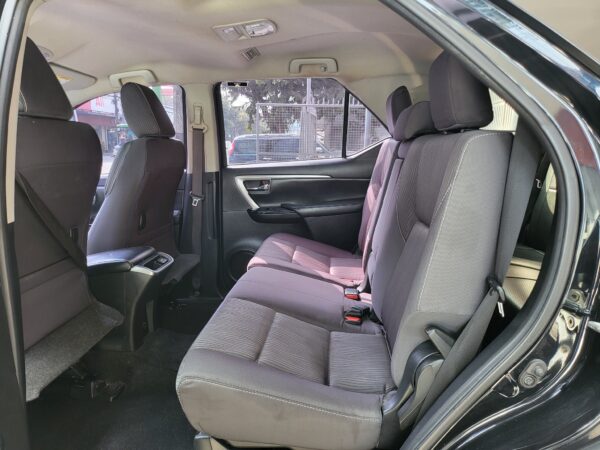 2021 Toyota Fortuner 2.4 V Diesel A/T - Image 12