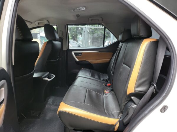 2017 Toyota Fortuner 2.4 G Diesel A/T - Image 10