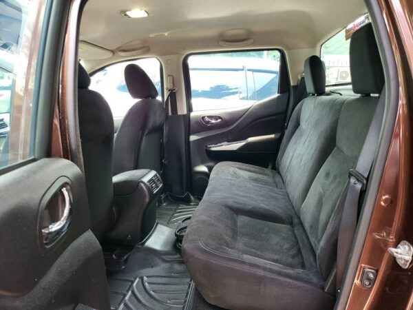 2018 Nissan Navara 2.5 VL 4x4 A/T - Image 12