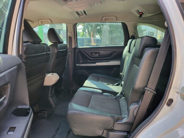2023 Toyota Veloz 1.5 V A/T - Image 12