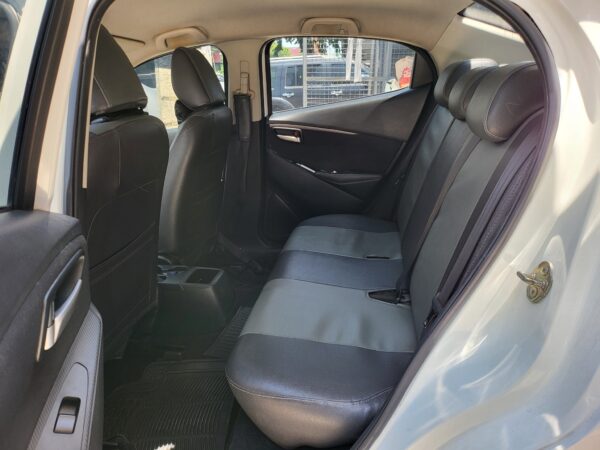 2016 Mazda 2 1.5 Skyactiv Sedan A/T - Image 12