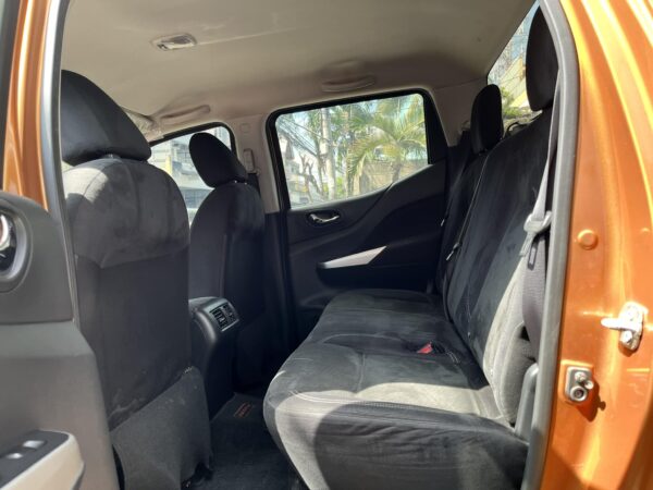 2020 Nissan Navara 2.5 EL A/T - Image 12