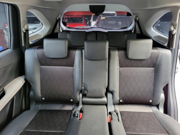 2025 Toyota Veloz 1.5 V Save 200K From Brand New A/T - Image 13