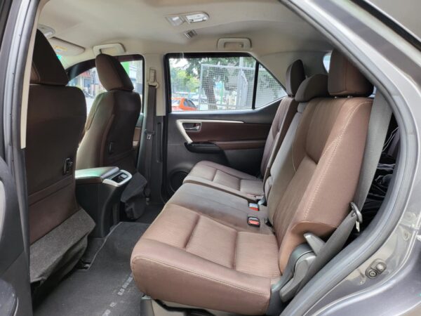 2020 Toyota Fortuner 2.4 G A/T - Image 13