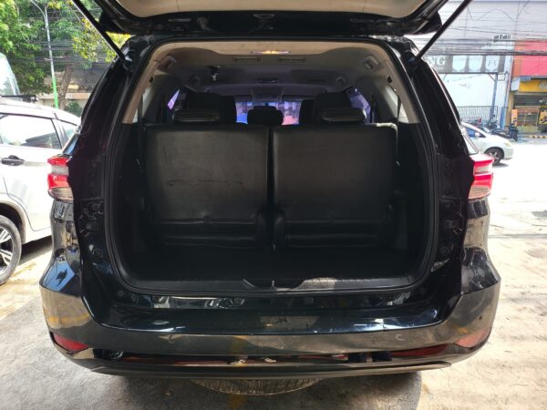 2021 Toyota Fortuner 2.4 V Diesel A/T - Image 14