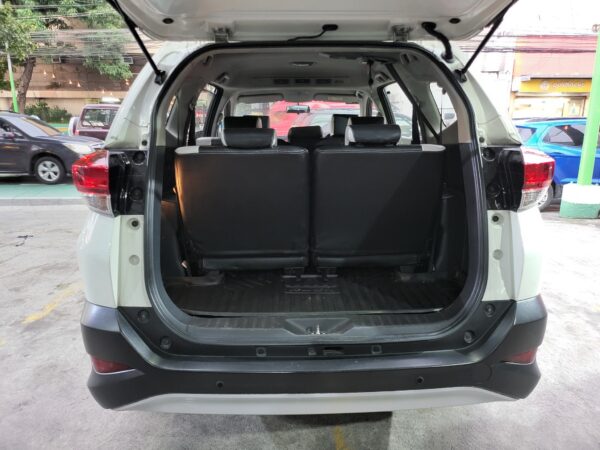 2022 Toyota Rush 1.5 G A/T - Image 13