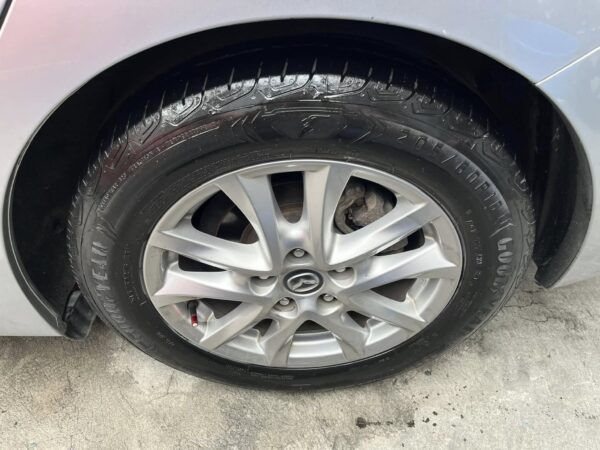 2017 Mazda 3 Sedan 1.5 Skyactiv A/T - Image 15