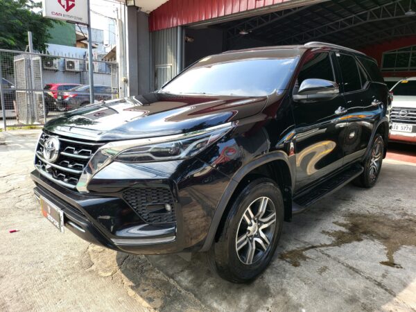 2021 Toyota Fortuner 2.4 V Diesel A/T