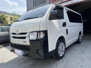 Toyota Hiace 2021 Commuter 3.0 M/T
