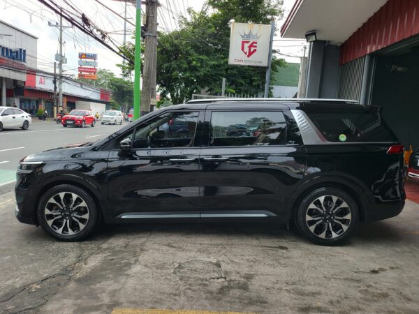 2022 Kia Grand Carnival 2.2 Limousine A/T - Image 3