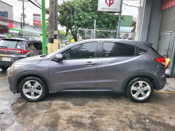2018 Acquired Honda HR-V 1.8 E A/T - Image 3