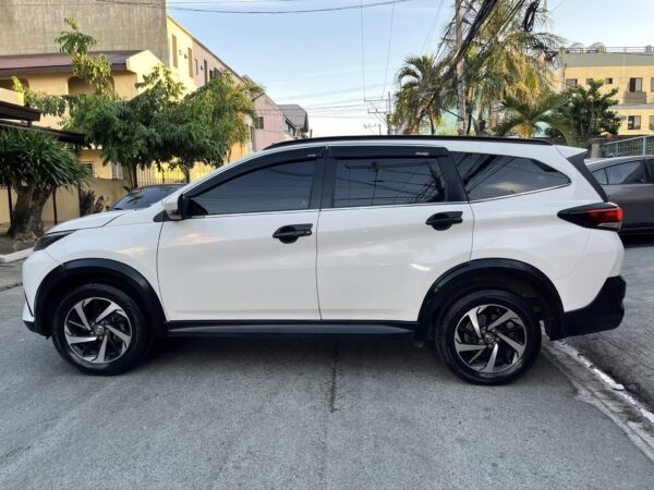 2019 Toyota Rush 1.5 G A/T - Image 3