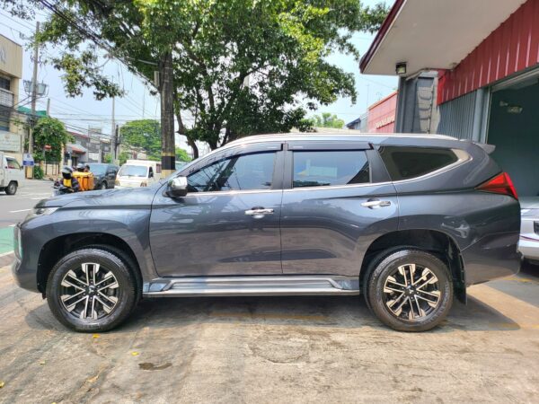 2020 Mitsubishi Montero Sport 2.4 GT 30K KM A/T - Image 3