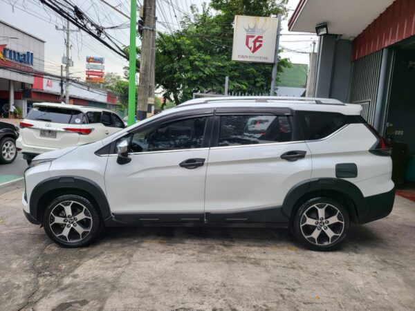 2021 Mitsubishi Xpander Cross 1.5 A/T - Image 3