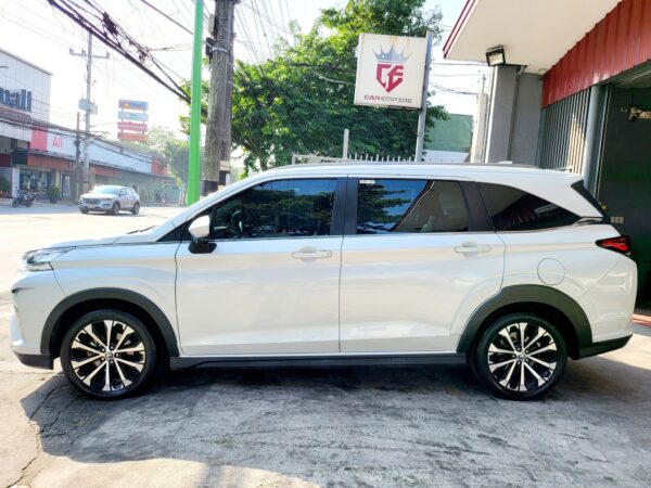2023 Toyota Veloz 1.5 V A/T - Image 3