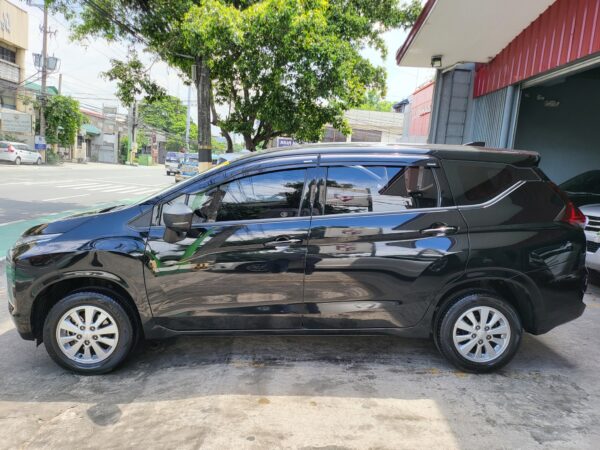 2021 Acquired Mitsubishi Xpander 1.5 GLX 10K KM M/T - Image 3