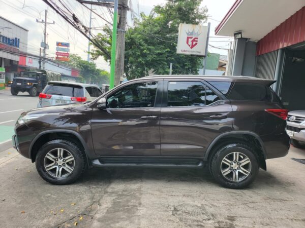 2020 Toyota Fortuner 2.4 G A/T - Image 3