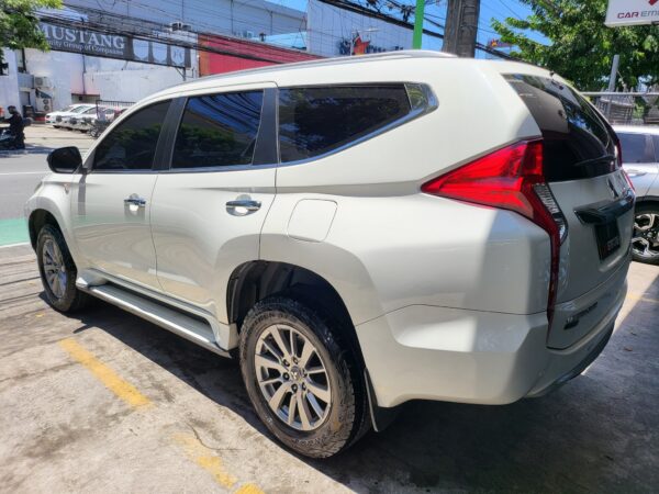 2017 Mitsubishi Montero Sport 2.4 GLS A/T - Image 4