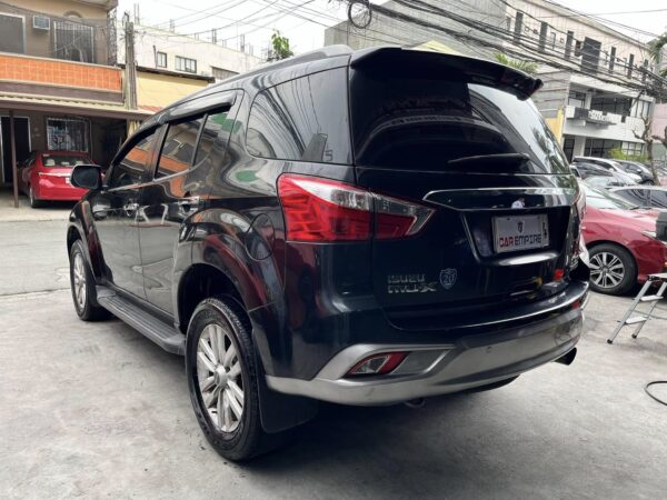 2018 Isuzu MU-X 3.0 Blue Power A/T - Image 4
