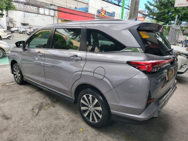 2026 Toyota Veloz 1.5 E 200 KM Only almost brand new A/T - Image 4
