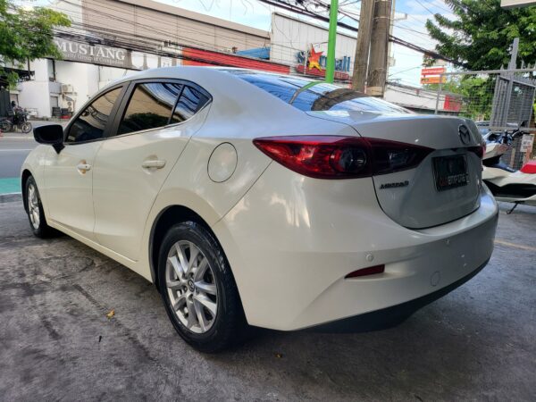 2019 Mazda 3 1.5 Skyactiv A/T - Image 4