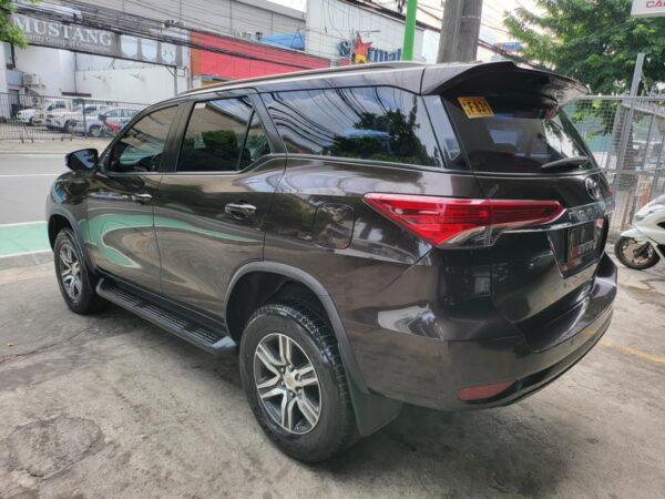 2020 Toyota Fortuner 2.4 G A/T - Image 4