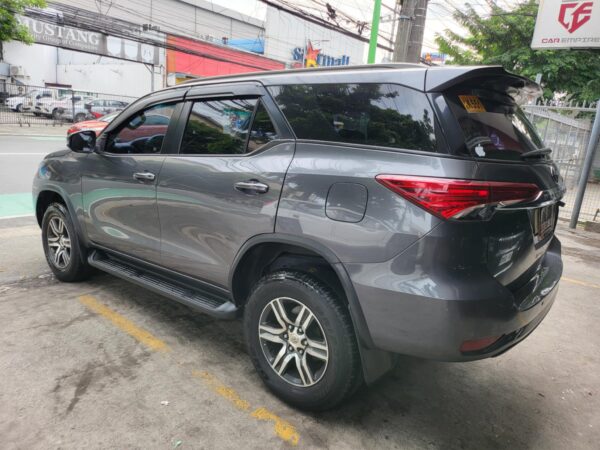 2020 Toyota Fortuner 2.4 G A/T - Image 4