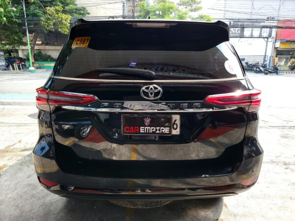 2021 Toyota Fortuner 2.4 V Diesel A/T - Image 5