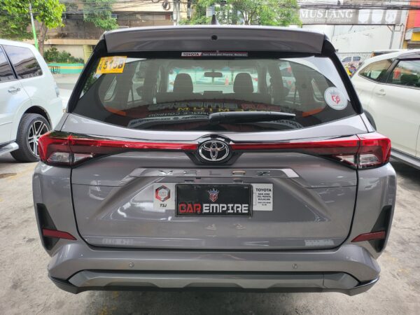 2026 Toyota Veloz 1.5 E 200 KM Only almost brand new A/T - Image 5