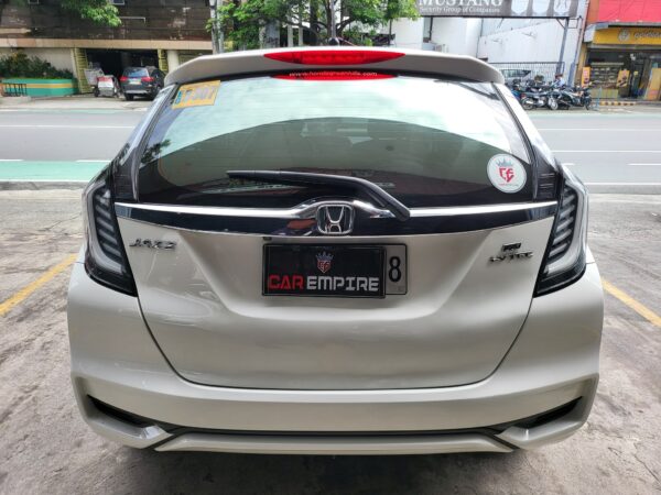 2018 Honda Jazz 1.8 VX A/T - Image 5